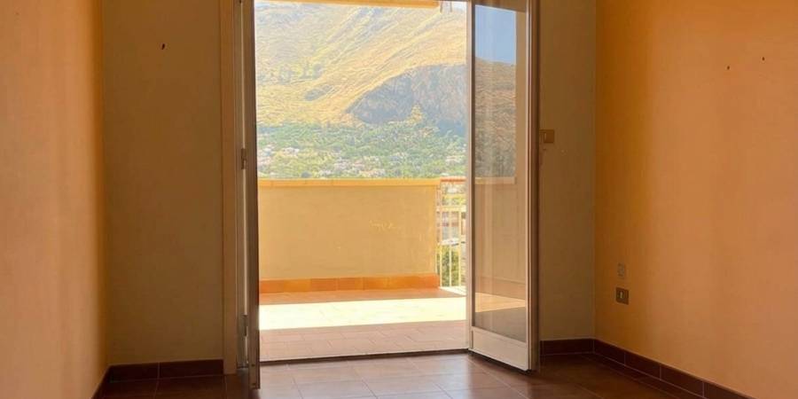 Appartamenti | Case | Ville | Attico in vendita e affitto a Palermo
