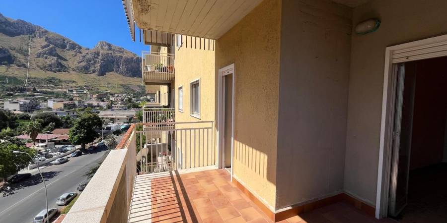 Appartamenti | Case | Ville | Attico in vendita e affitto a Palermo