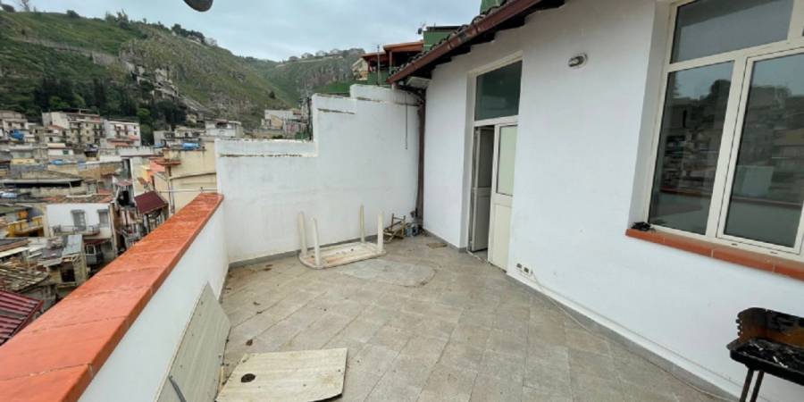 Appartamenti | Case | Ville | Attico in vendita e affitto a Palermo