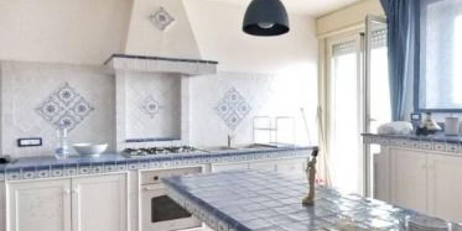 Appartamenti | Case | Ville | Attico in vendita e affitto a Palermo